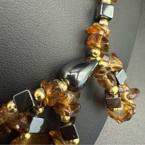 Hematite and Faux Amber Beaded Necklace - Picture 10 of 13